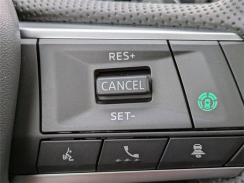 New 2025 Mitsubishi Outlander SE image 26