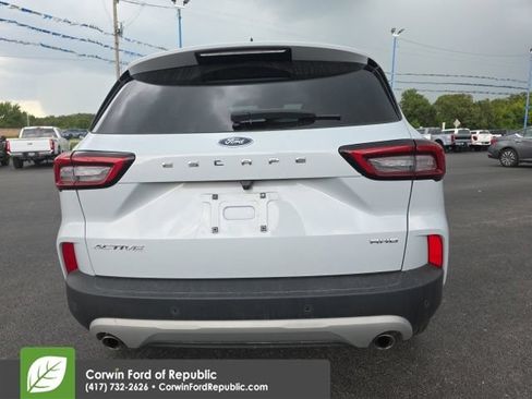Used 2025 Ford Escape Active w/ Tech Pack #1 AWD/4WD image 6