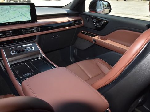 New 2026 Lincoln Aviator Reserve RWD image 18