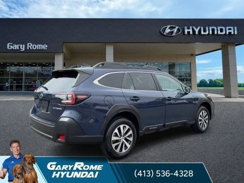 Used 2025 Subaru Outback Premium AWD/4WD image 8