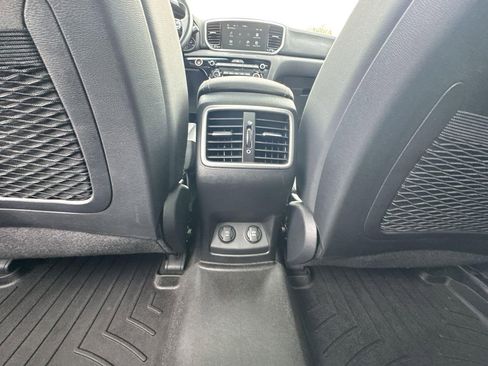 Used 2022 Kia Sportage EX image 22