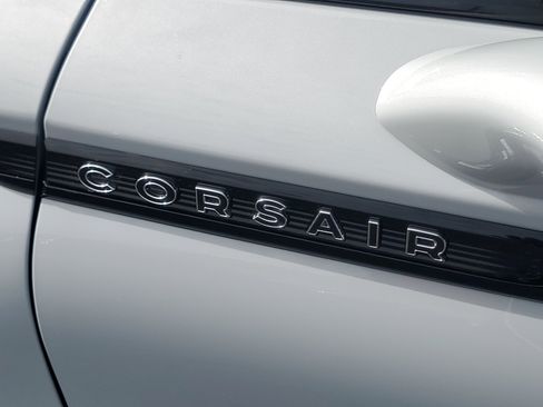 New 2026 Lincoln Corsair Reserve w/ Jet Appearance Package image 7
