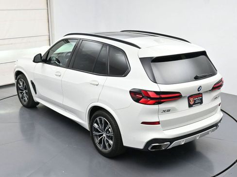 Used 2024 BMW X5 xDrive40i w/ M Sport Package AWD/4WD image 43