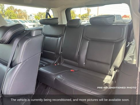 Used 2025 Ford Expedition Max Platinum image 13