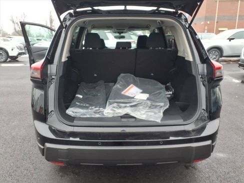 New 2026 Nissan Rogue S image 31