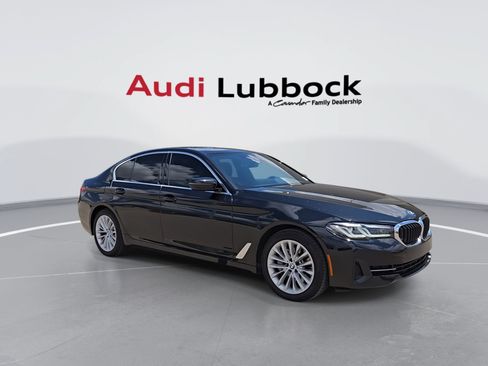 Used 2023 BMW 530i w/ Convenience Package RWD image 2