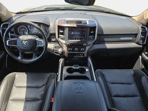 Used 2021 RAM 1500 Laramie AWD/4WD image 9