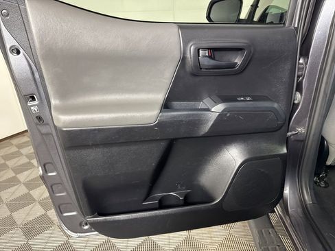 Used 2019 Toyota Tacoma SR w/ SR Convenience Package RWD image 22