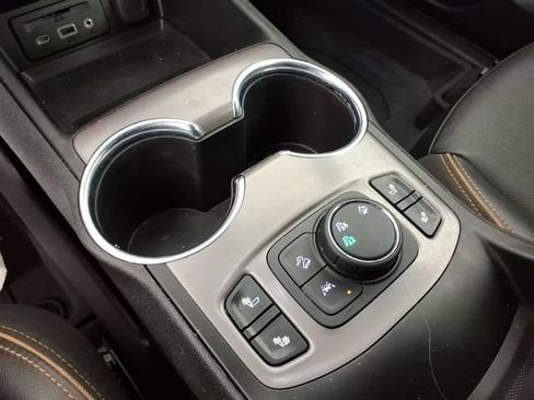 Used 2022 GMC Terrain AT4 AWD/4WD image 23