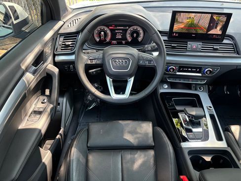 Used 2023 Audi Q5 2.0T Premium Plus w/ Premium Plus Package AWD/4WD image 5