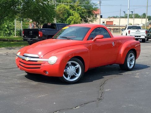 Used 2005 Chevrolet SSR image 27