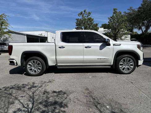 Used 2021 GMC Sierra 1500 Denali w/ Denali Ultimate Package AWD/4WD image 7