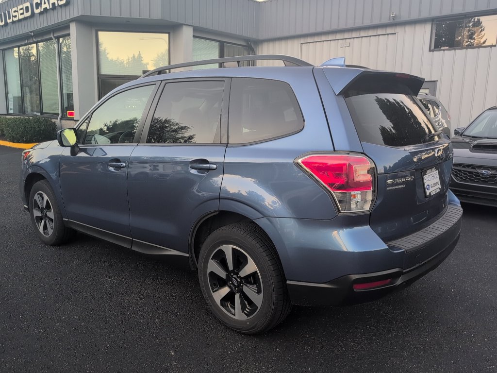 Used 2017 Subaru Forester 2.5i Premium AWD/4WD image 7