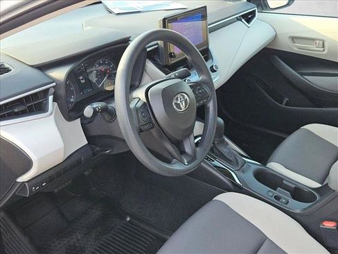 Used 2024 Toyota Corolla LE FWD image 10