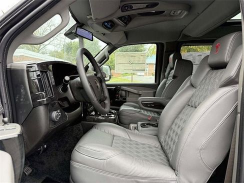 New 2025 GMC Savana 2500 w/ Driver Convenience Package image 8