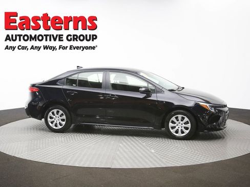 Used 2025 Toyota Corolla LE FWD image 48