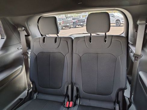 New 2025 Jeep Grand Cherokee L Laredo w/ Luxury Tech Group I image 31