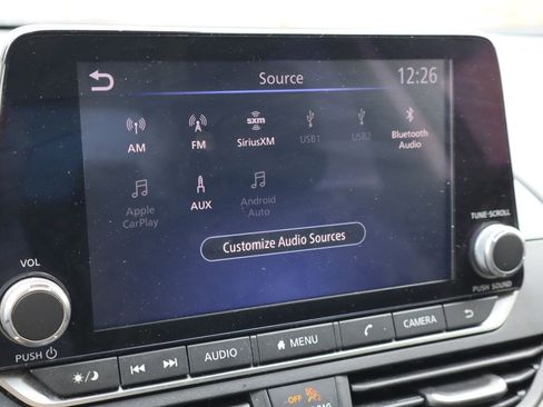 Used 2024 Nissan Altima 2.5 SV FWD image 8