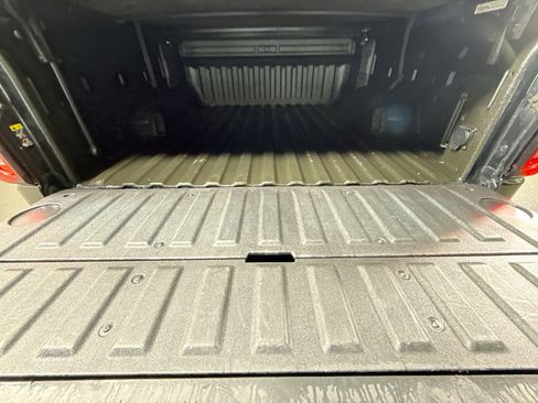 Used 2019 GMC Sierra 1500 SLT w/ SLT Convenience Package AWD/4WD image 27