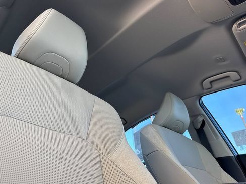 Used 2025 Toyota Camry XLE FWD image 19