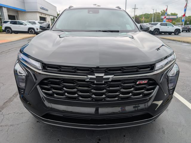 Used 2024 Chevrolet Trax RS w/ Sunroof Package FWD image 8