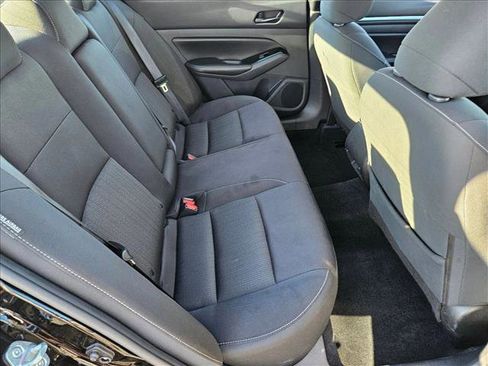 Used 2023 Nissan Altima 2.5 SV image 17