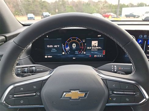 New 2026 Chevrolet Traverse LT w/ Sun and Wheel Package image 15