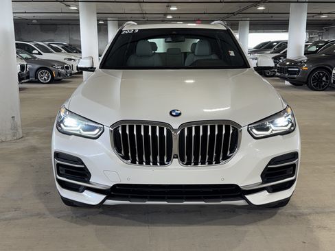 Used 2023 BMW X5 sDrive40i w/ Parking Assistance Package RWD image 3