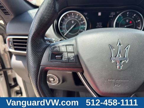 Used 2022 Maserati Levante GT AWD/4WD image 24