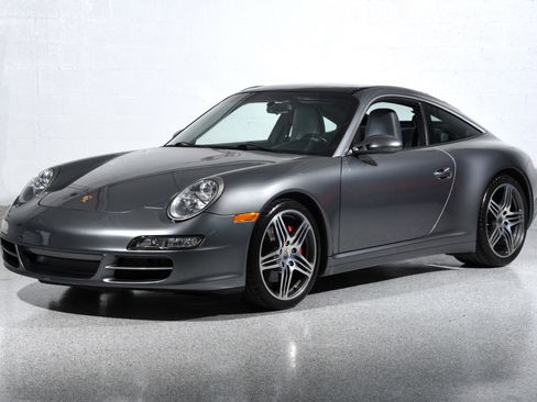 Used 2008 Porsche 911 Targa 4S AWD/4WD image 2