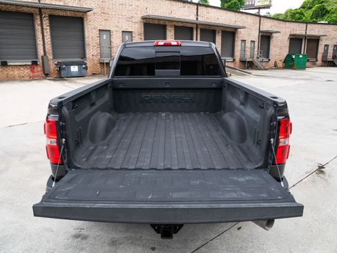 Used 2015 GMC Sierra 2500 Denali w/ Duramax Plus Package AWD/4WD image 9