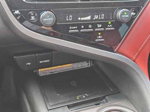 Used 2021 Toyota Camry XSE image 20