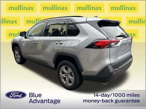 Used 2023 Toyota RAV4 XLE image 3