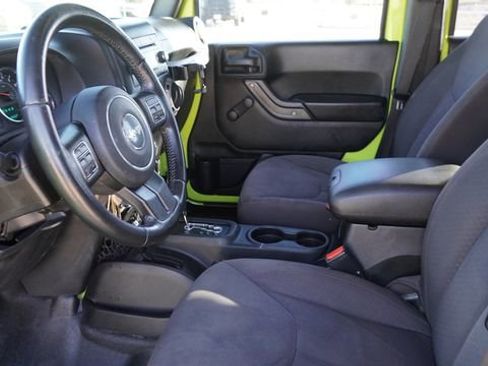 Used 2017 Jeep Wrangler Unlimited Sport w/ Connectivity Group image 17