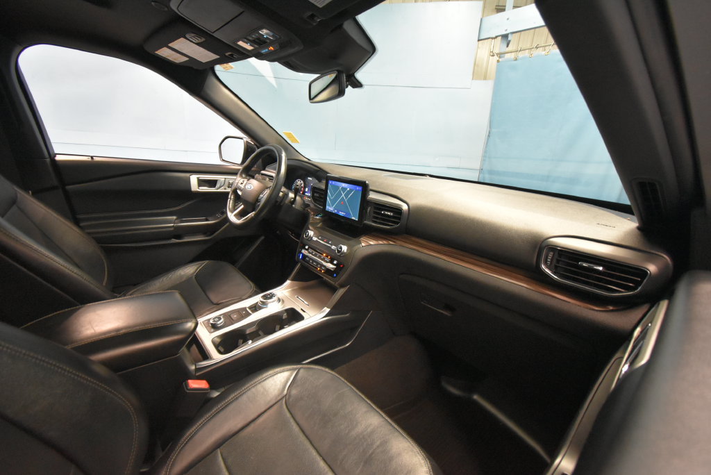 Used 2020 Ford Explorer Limited AWD/4WD image 28