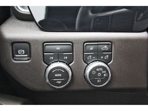 Used 2026 GMC Sierra 3500 SLE w/ SLE Value Package AWD/4WD image 20