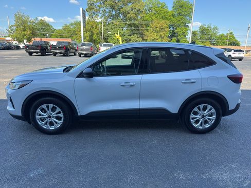 Used 2025 Ford Escape Active FWD image 6