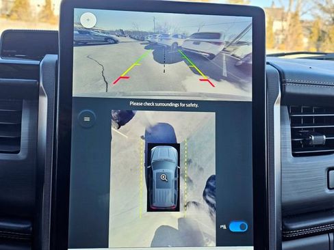 Used 2023 Ford Expedition Platinum image 42