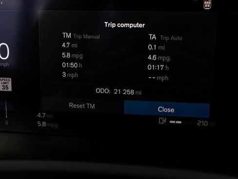 Used 2024 Volvo XC90 B6 Plus w/ Protection Package Premier image 18