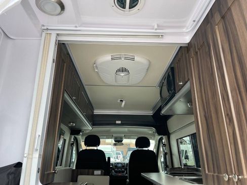 Used 2018 RAM ProMaster 1500 w/ Premium Appearance Group FWD image 13