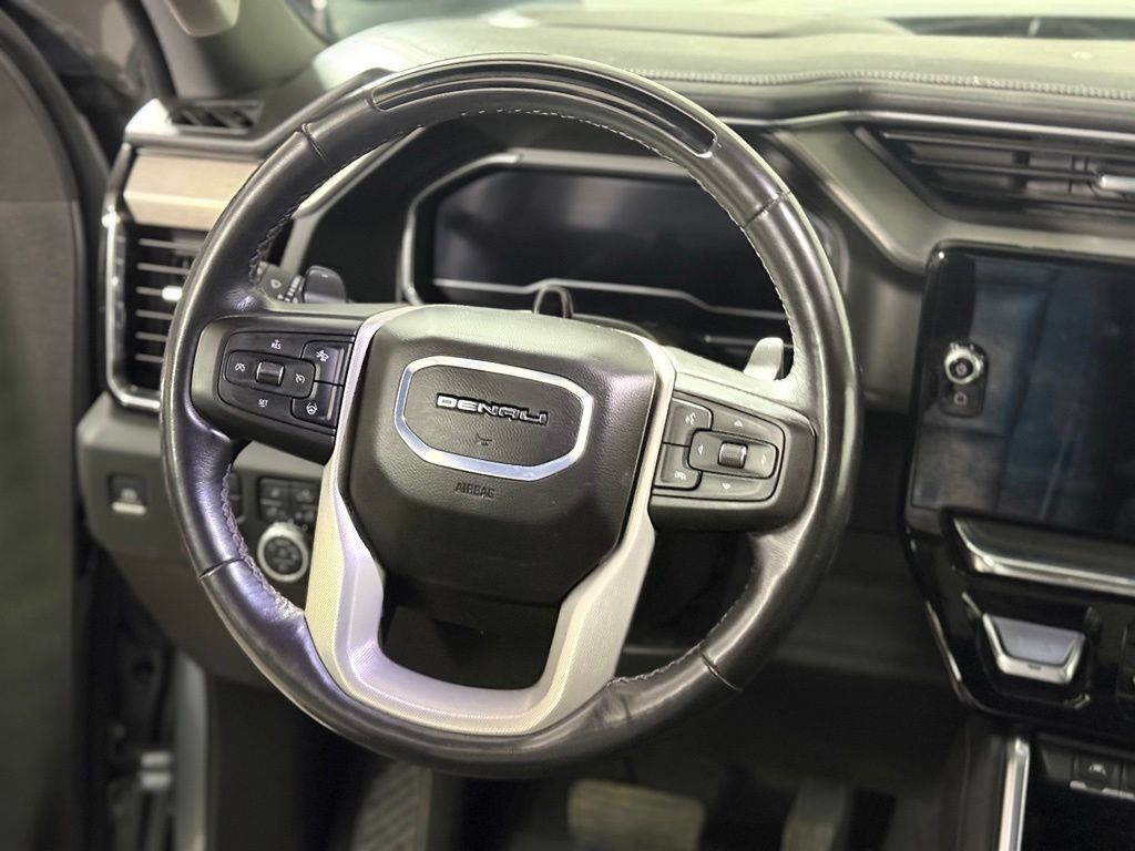 Used 2024 GMC Sierra 1500 Denali AWD/4WD image 12