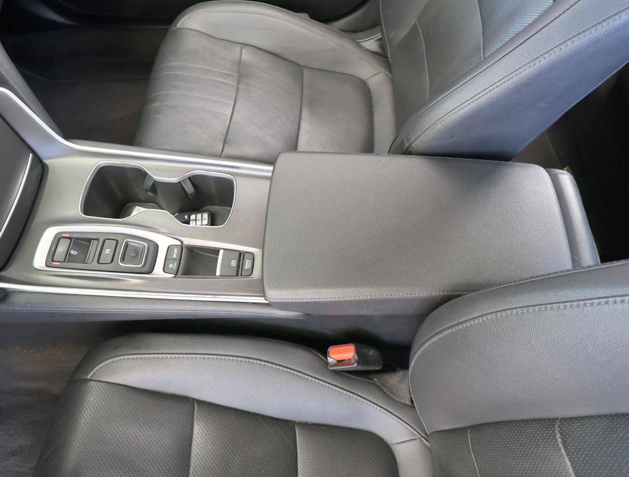 Used 2019 Honda Accord Touring image 42
