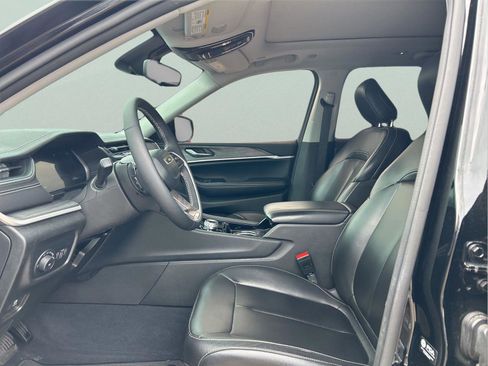 Certified 2023 Jeep Grand Cherokee Limited image 9