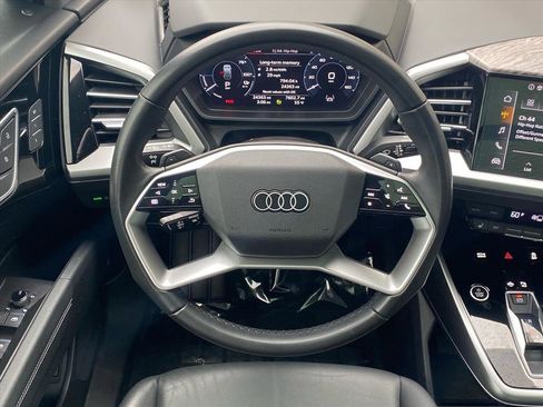 Used 2024 Audi Q4 e-tron Premium w/ Convenience Package image 5
