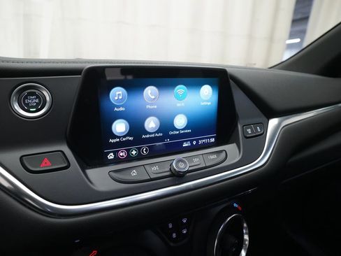 Used 2019 Chevrolet Blazer LT FWD image 6