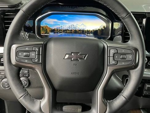 Used 2025 Chevrolet Silverado 1500 High Country w/ Midnight Edition AWD/4WD image 26