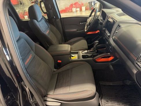 Certified 2022 Nissan Frontier PRO-4X w/ Technology Package image 14