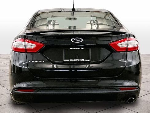Used 2013 Ford Fusion SE FWD image 4