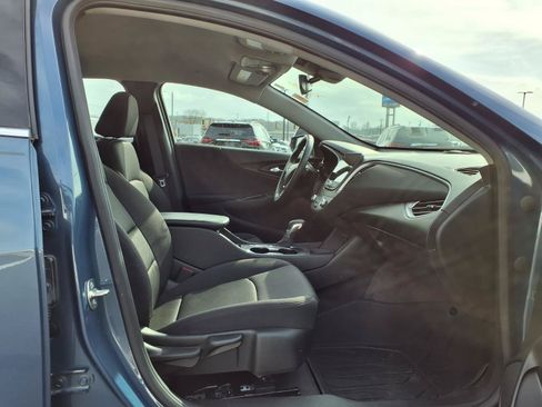 Used 2024 Chevrolet Malibu RS w/ LPO, Floor Liner Package FWD image 17