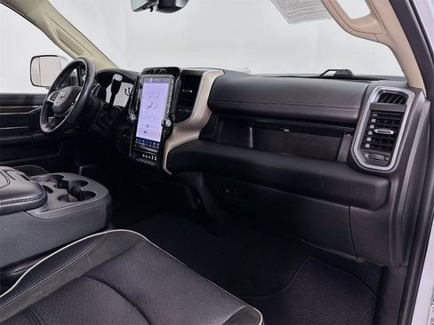 Used 2022 RAM 2500 Laramie image 31